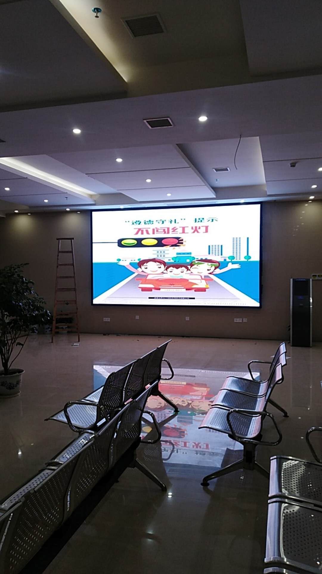 吉安县井开区交警大队室内P3