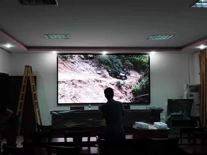 永丰县佐龙乡司法所10平方室内P3屏