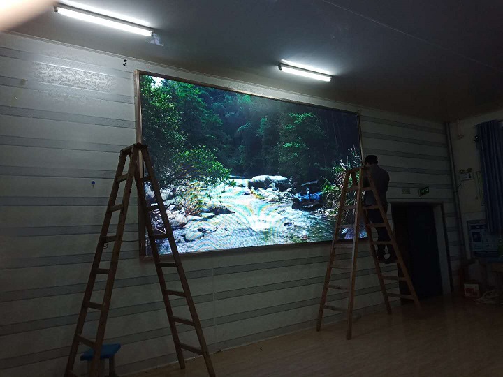 吉安市新村小学9平方Q3E全彩屏