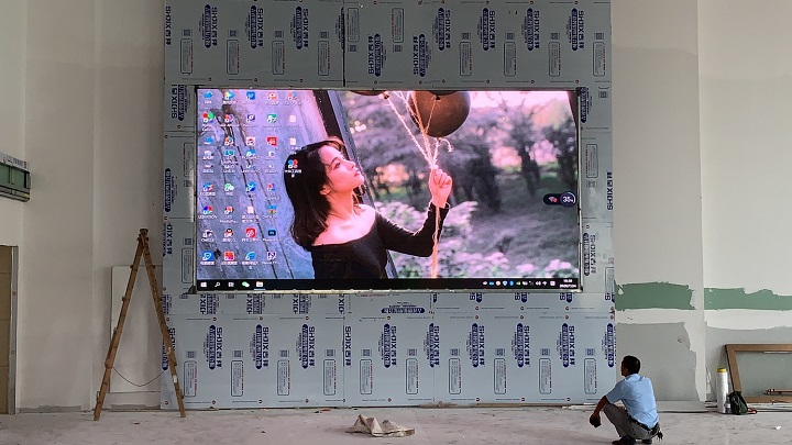 吉安市中环汽车港14平方室内Q4全彩屏