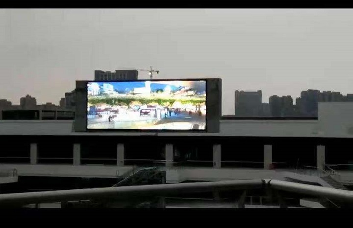 吉安市星光park购物广场中庭121m2户外Q8E全彩 LED显示屏